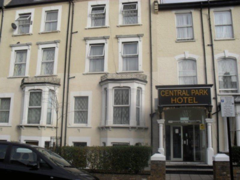 Central Park @ Finsbury Park Лондон Екстериор снимка